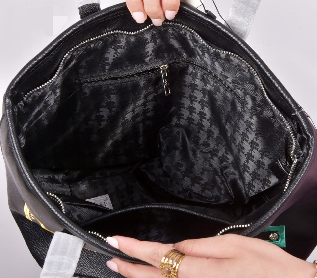 KARL Mirror – Premium Quality Bag- M21